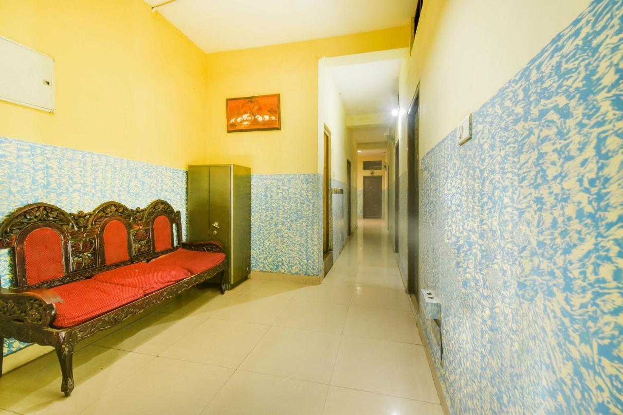 Spot On 74228 Galaxy Comforts Hotel Narasimharaja Puram Esterno foto