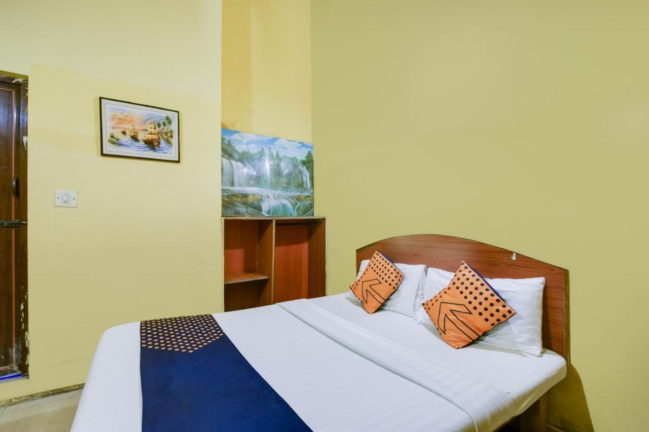 Spot On 74228 Galaxy Comforts Hotel Narasimharaja Puram Esterno foto