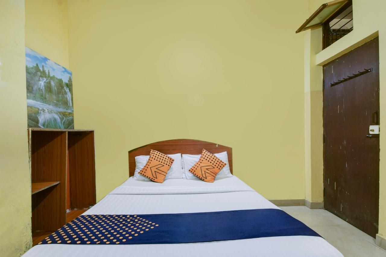 Spot On 74228 Galaxy Comforts Hotel Narasimharaja Puram Esterno foto