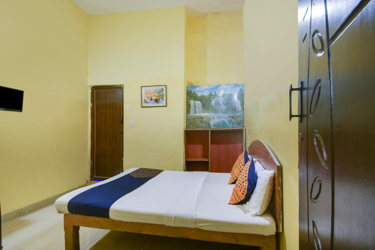 Spot On 74228 Galaxy Comforts Hotel Narasimharaja Puram Esterno foto