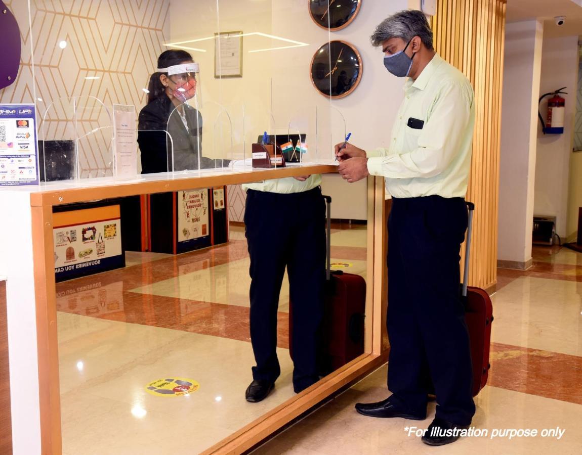 Spot On 74228 Galaxy Comforts Hotel Narasimharaja Puram Esterno foto